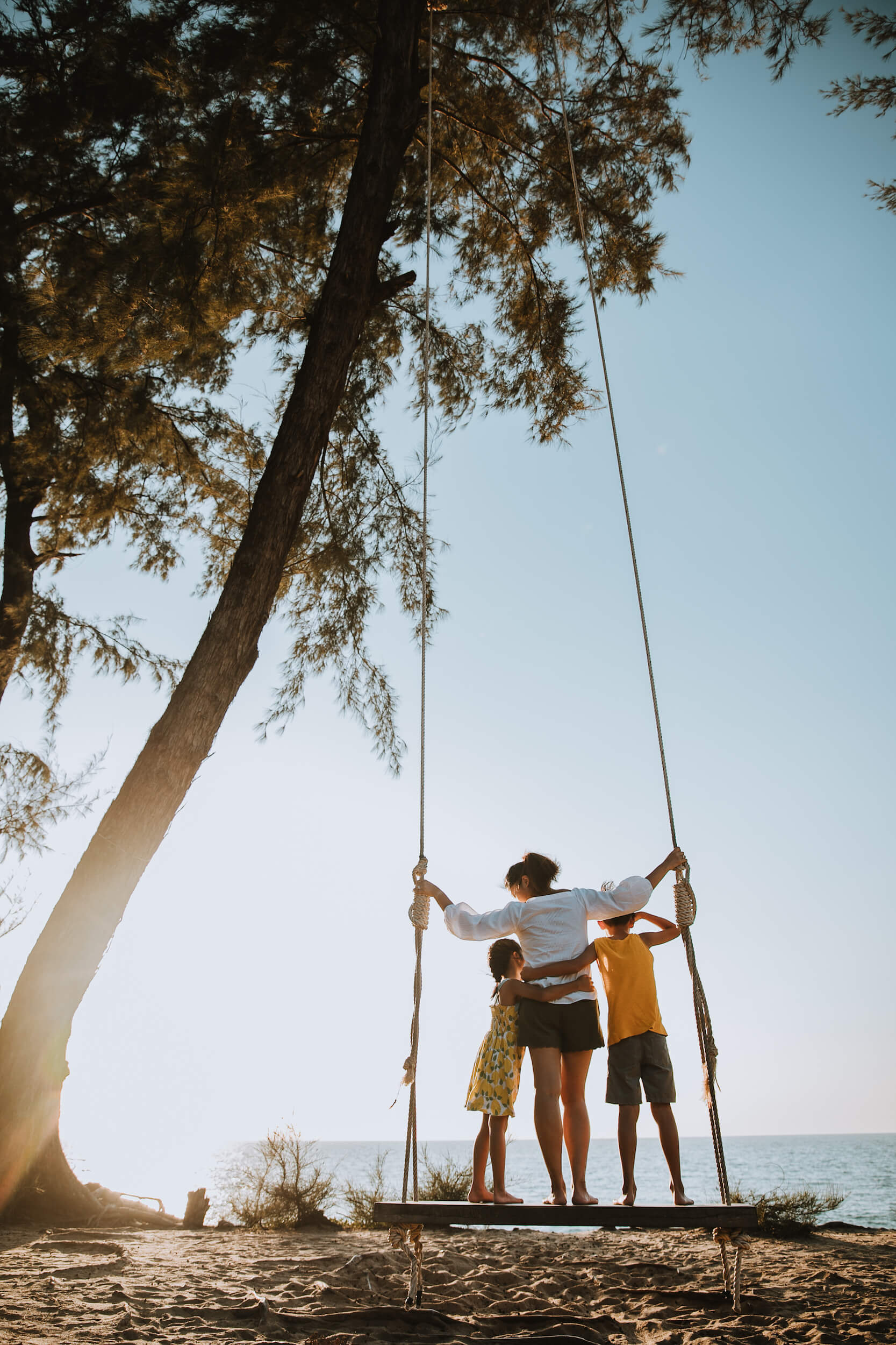 https://media.flytographer.com/uploads/2020/07/Eva-Chow-%E2%80%93-Phuket-%E2%80%93-12-23-2019-IDSARA.jpg